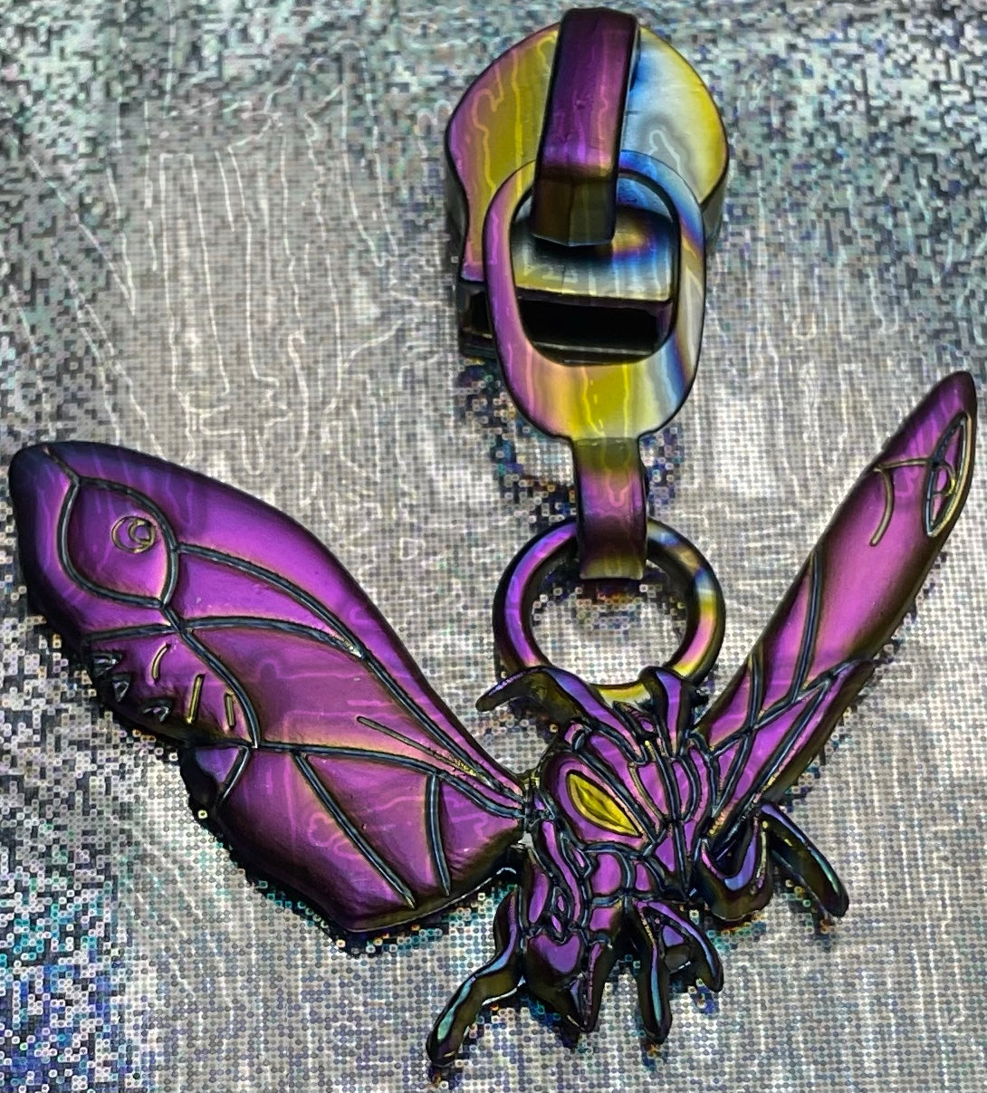 Mothra #5 Nylon Zipper Pull